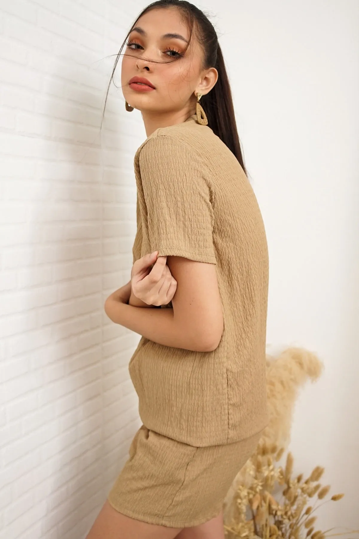 ALESSIA Textured Crepe Top & Shorts Co-ord (Nude Brown)
