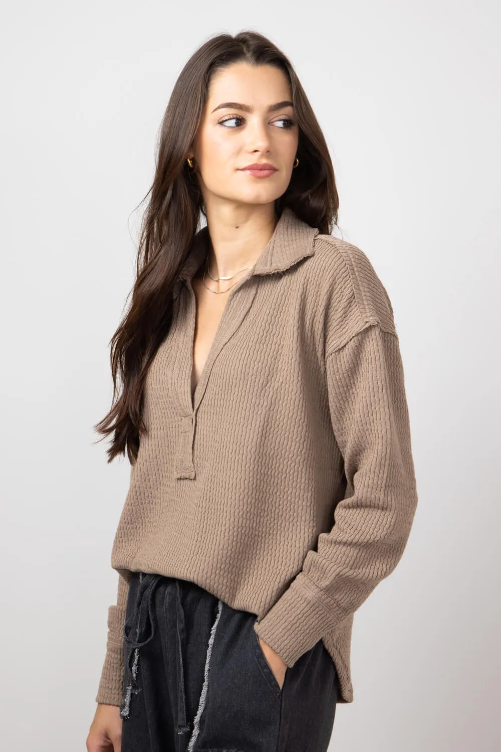 Blu Pepper Ribbed Knit Johnny Collar Polo Shirt for Women in Taupe | B3FT1012-TAUPE