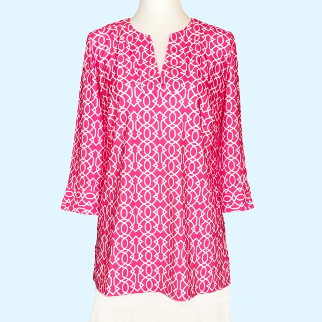 Boca Tunic Top in Imperial Trellis Petal Pink White