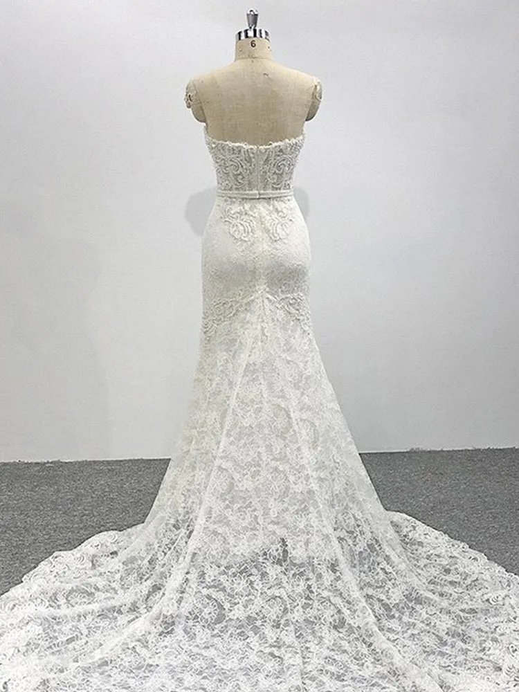 Delicate Strapless Lace Bridal Gown Sleeveless Wedding Dress