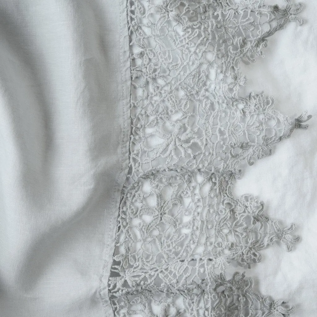 Frida Flat Sheet - Cloud - King