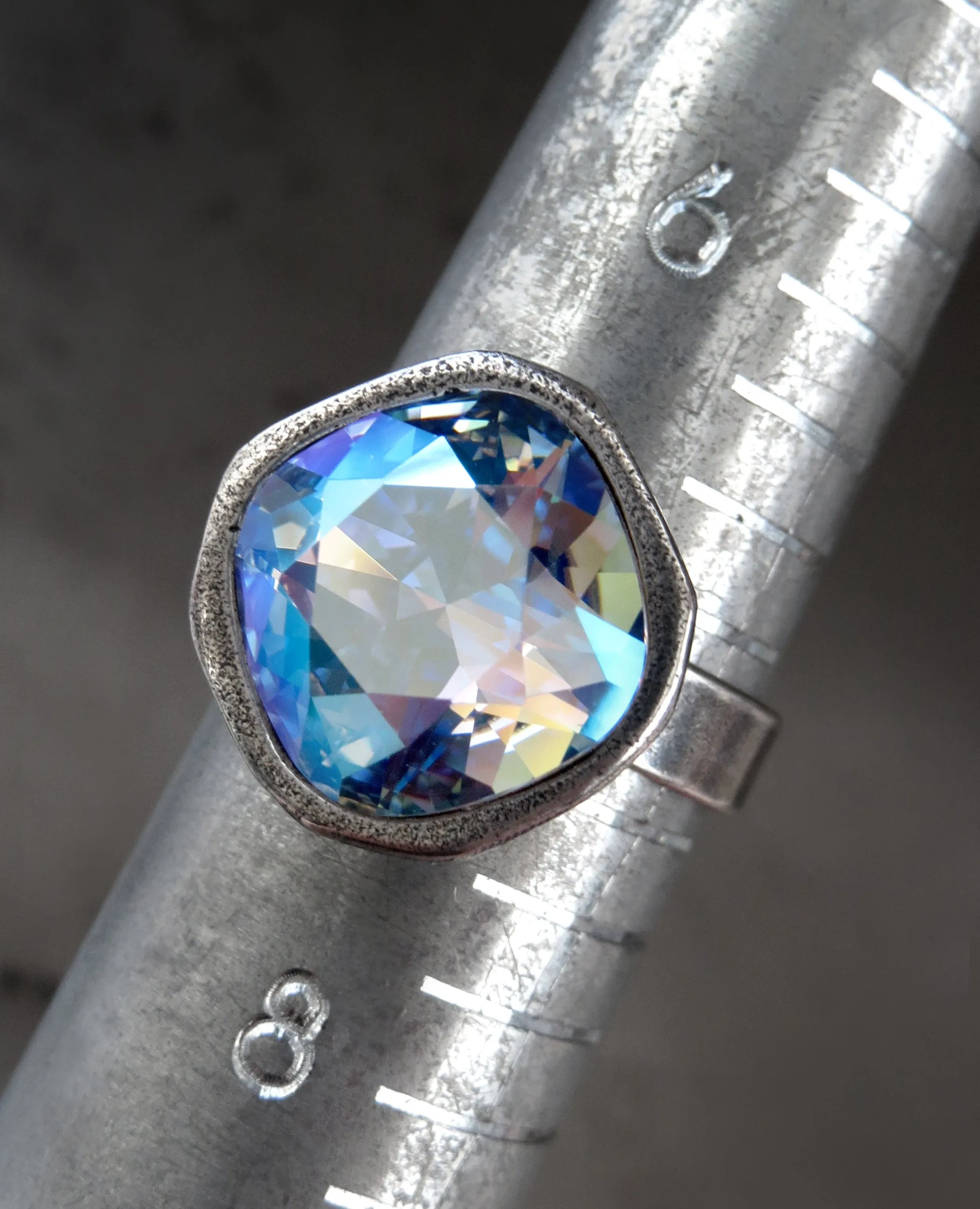 GLACIER -  Crystal Ring in Shimmer Blue