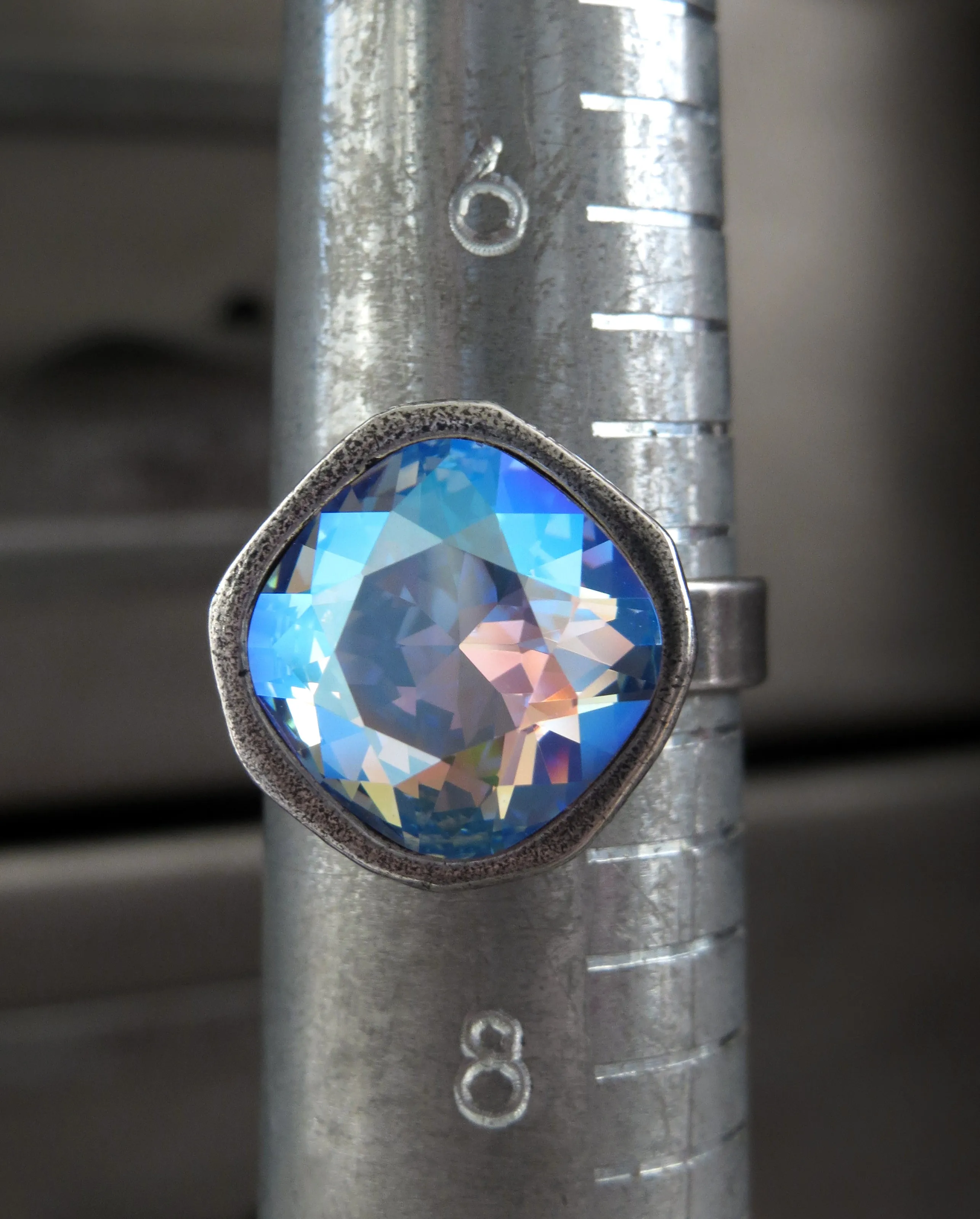 GLACIER -  Crystal Ring in Shimmer Blue