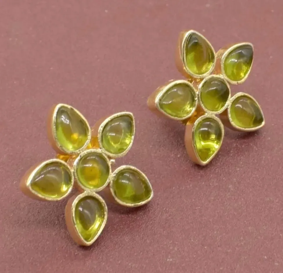 Green Peridot Quartz Gemstone Earrings 1”