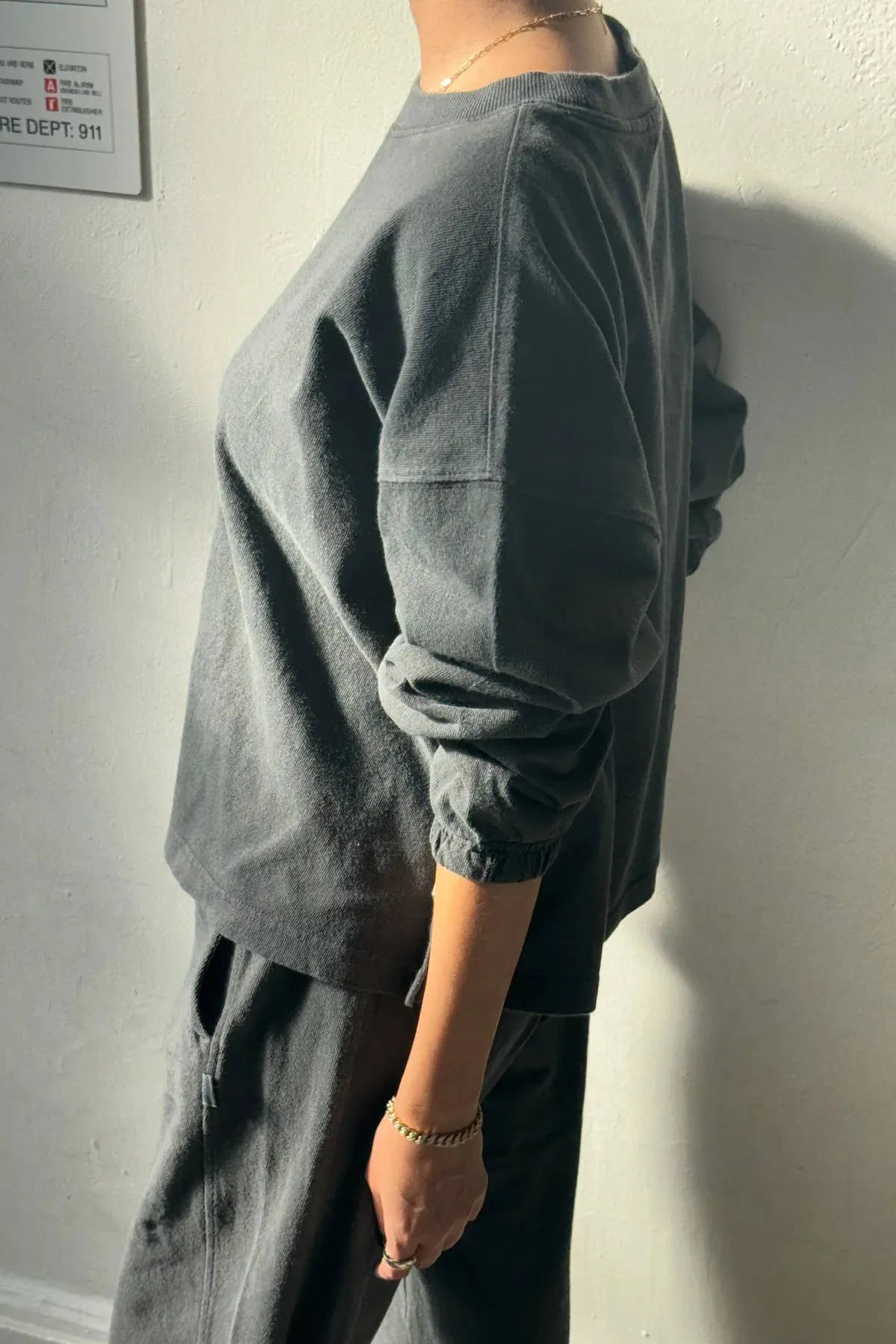 Le Bon Shoppe - Naturelle Tee (Coal)