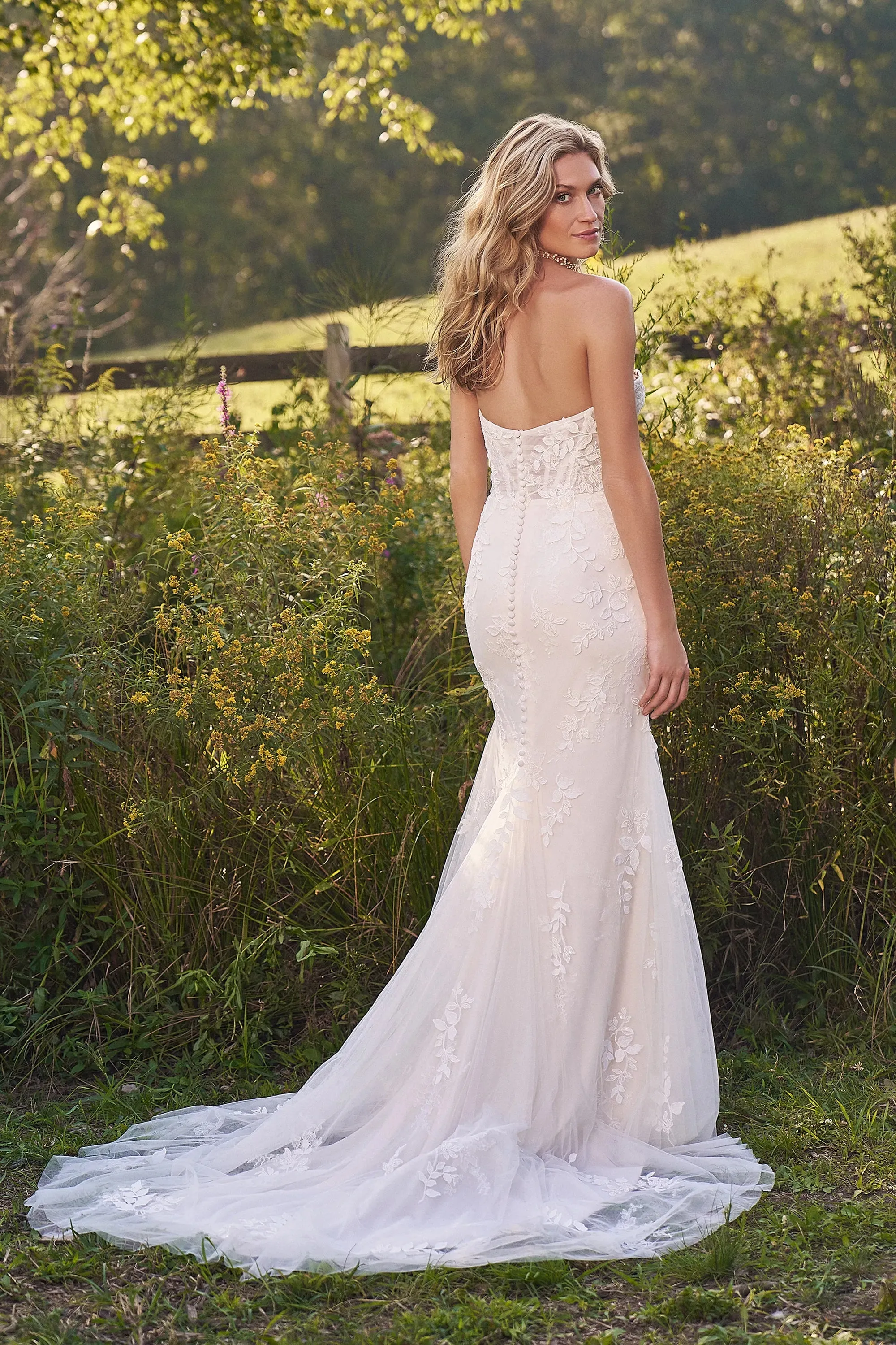Lillian West - Style 66337