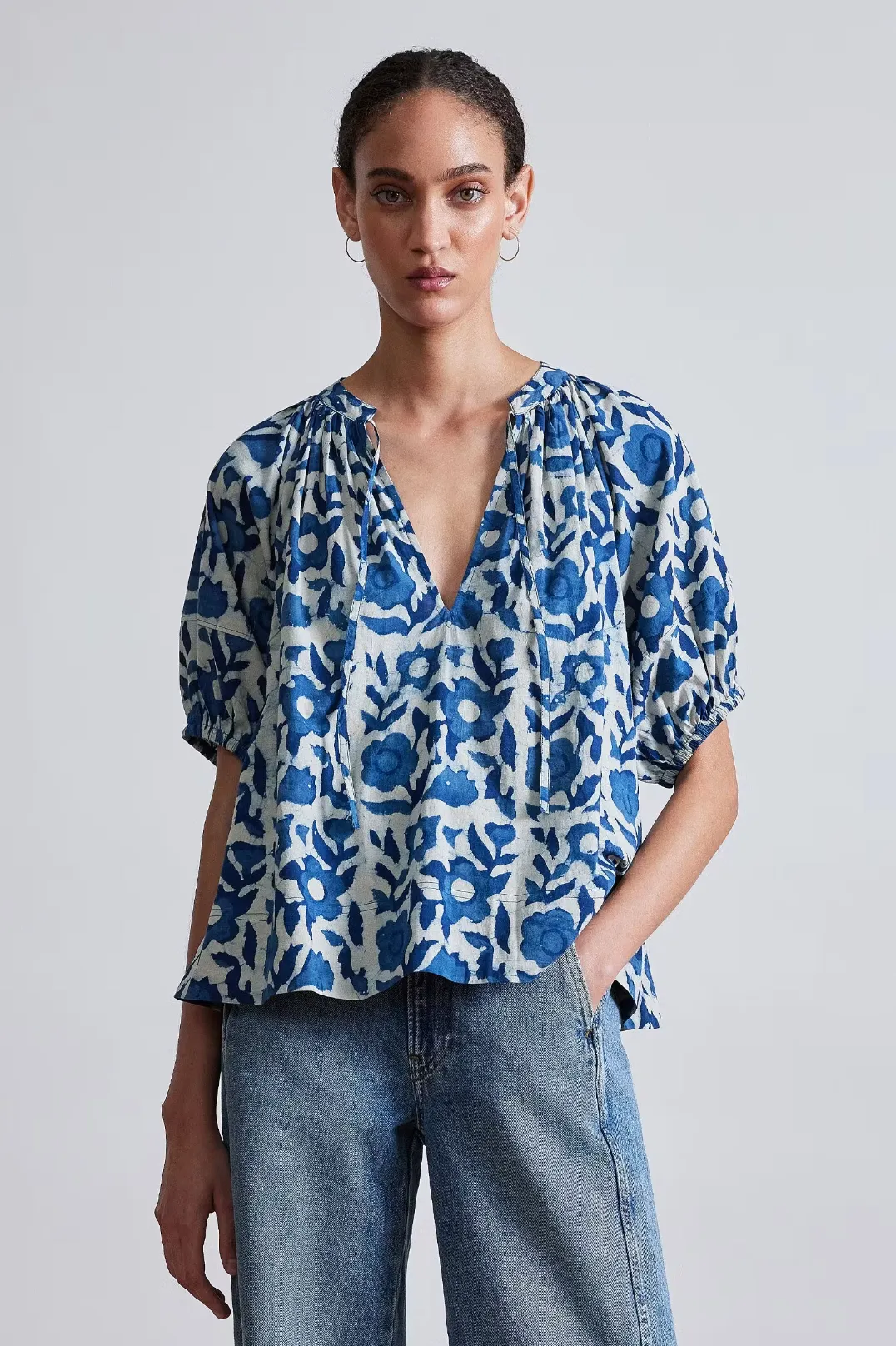 Lumina Popover, Batik Floral Indigo