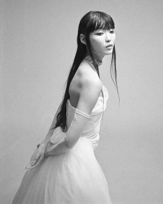 Nova Rhea: Naia with tulle