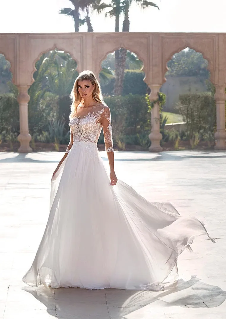 Pronovias: Danube