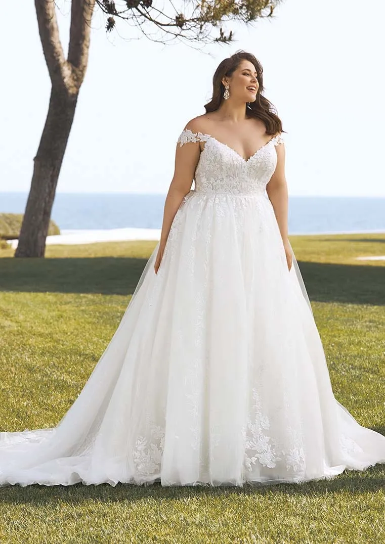 Pronovias: Delphine (Clearance)