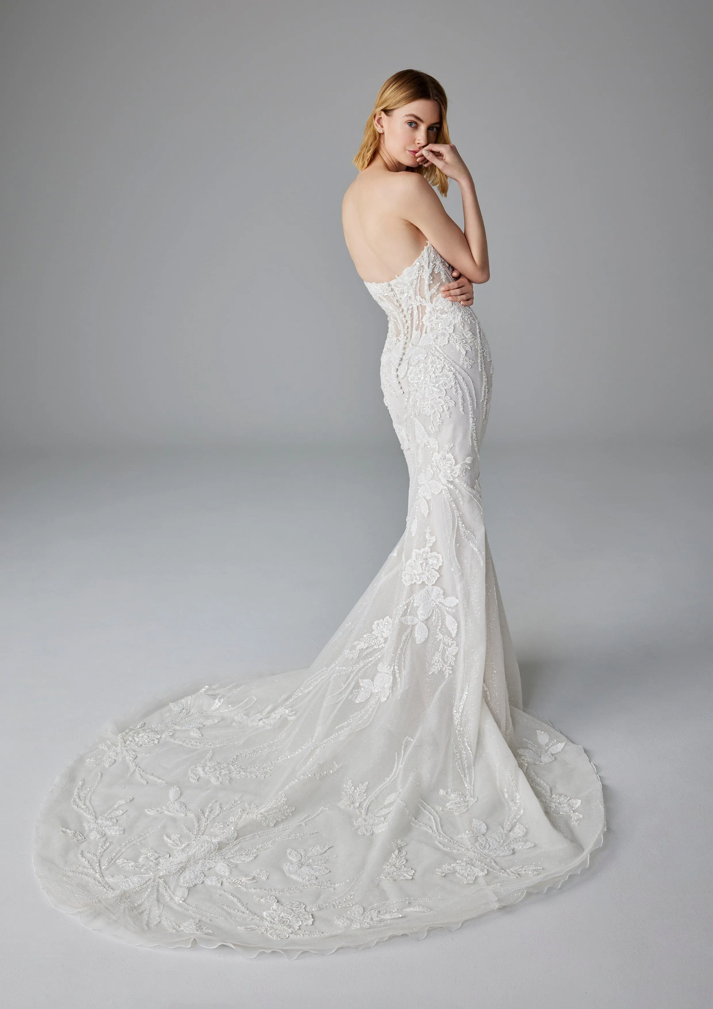 Pronovias: Nuage