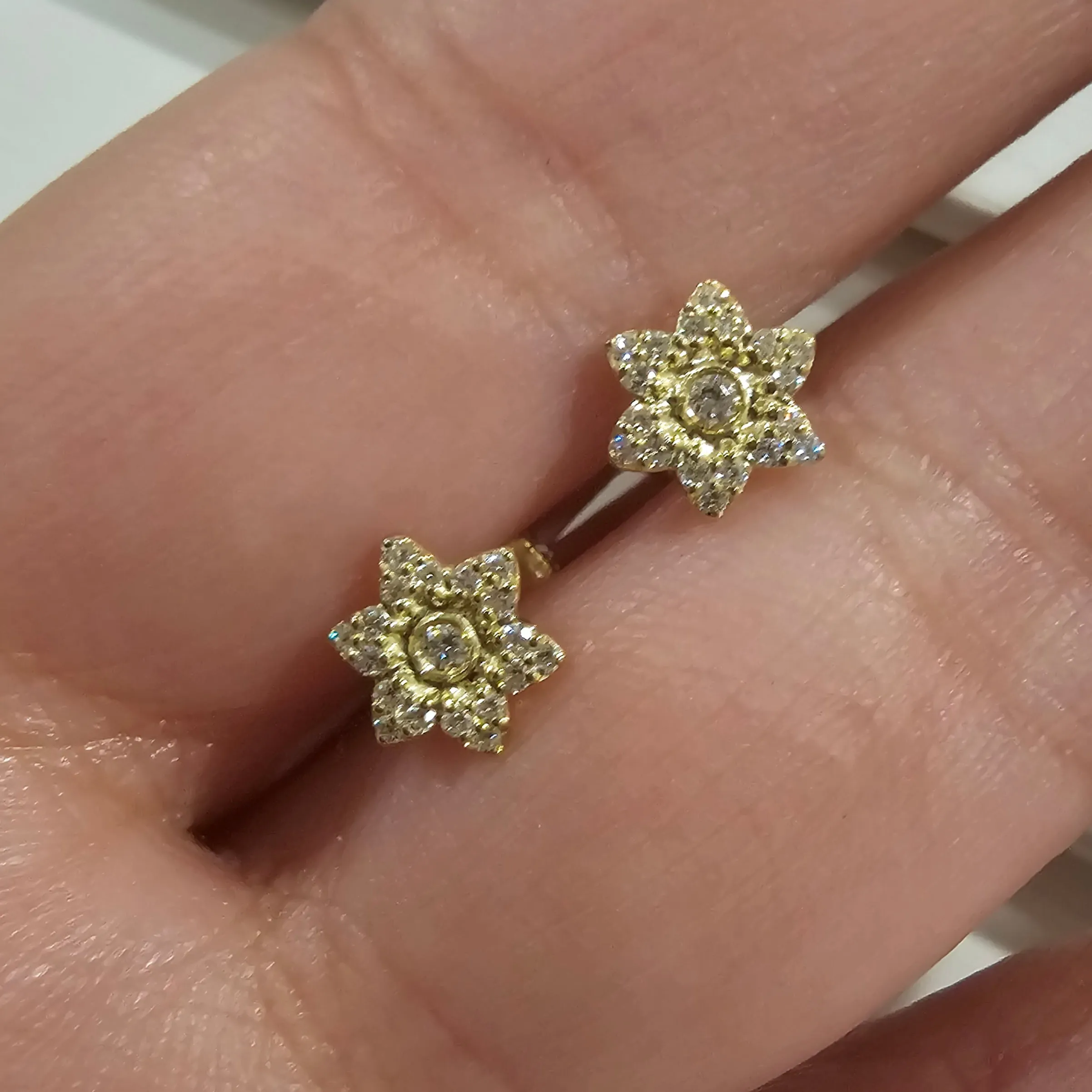 Serengeti Petal Studs