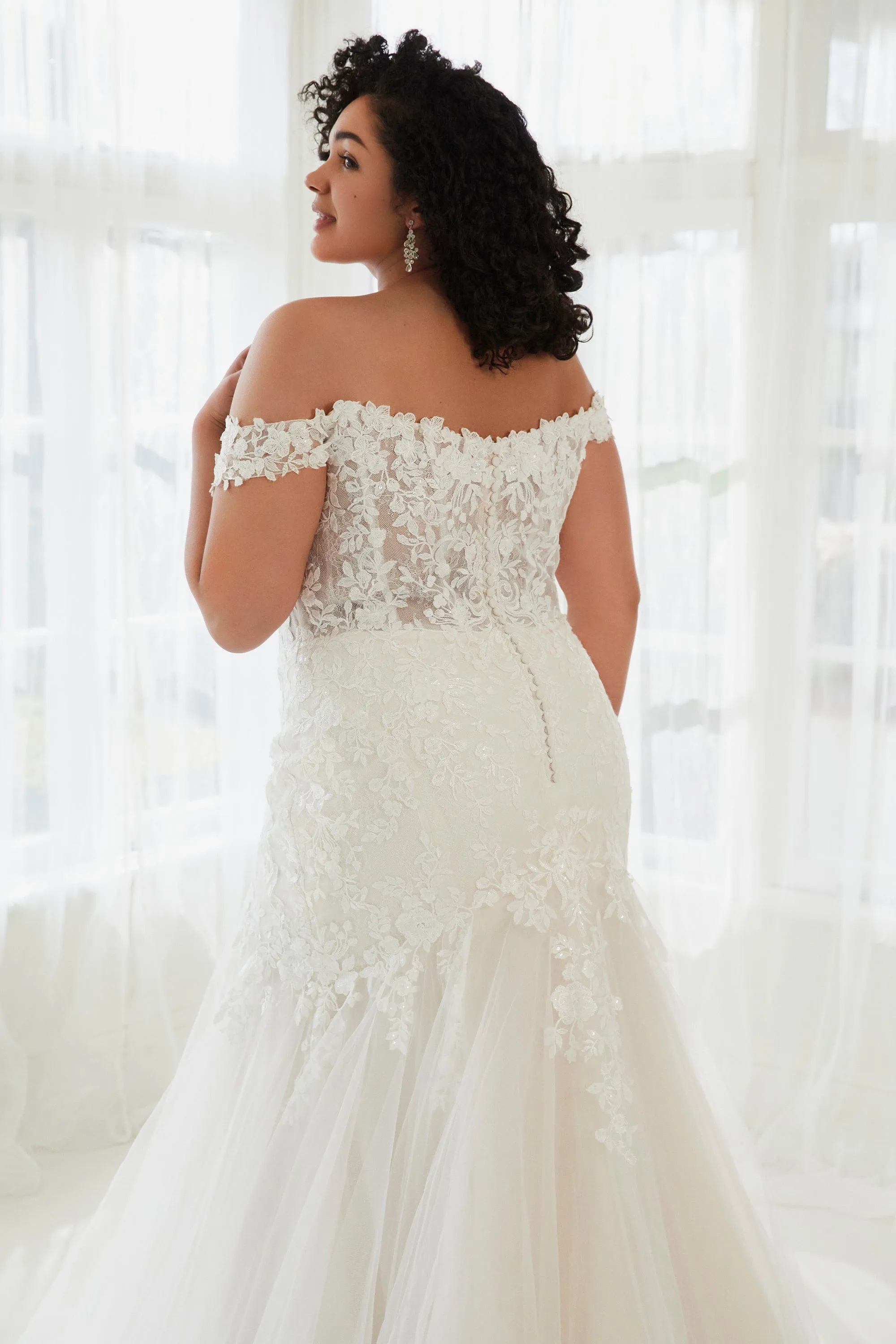 Sophia Tolli: Y3104 - Molly
