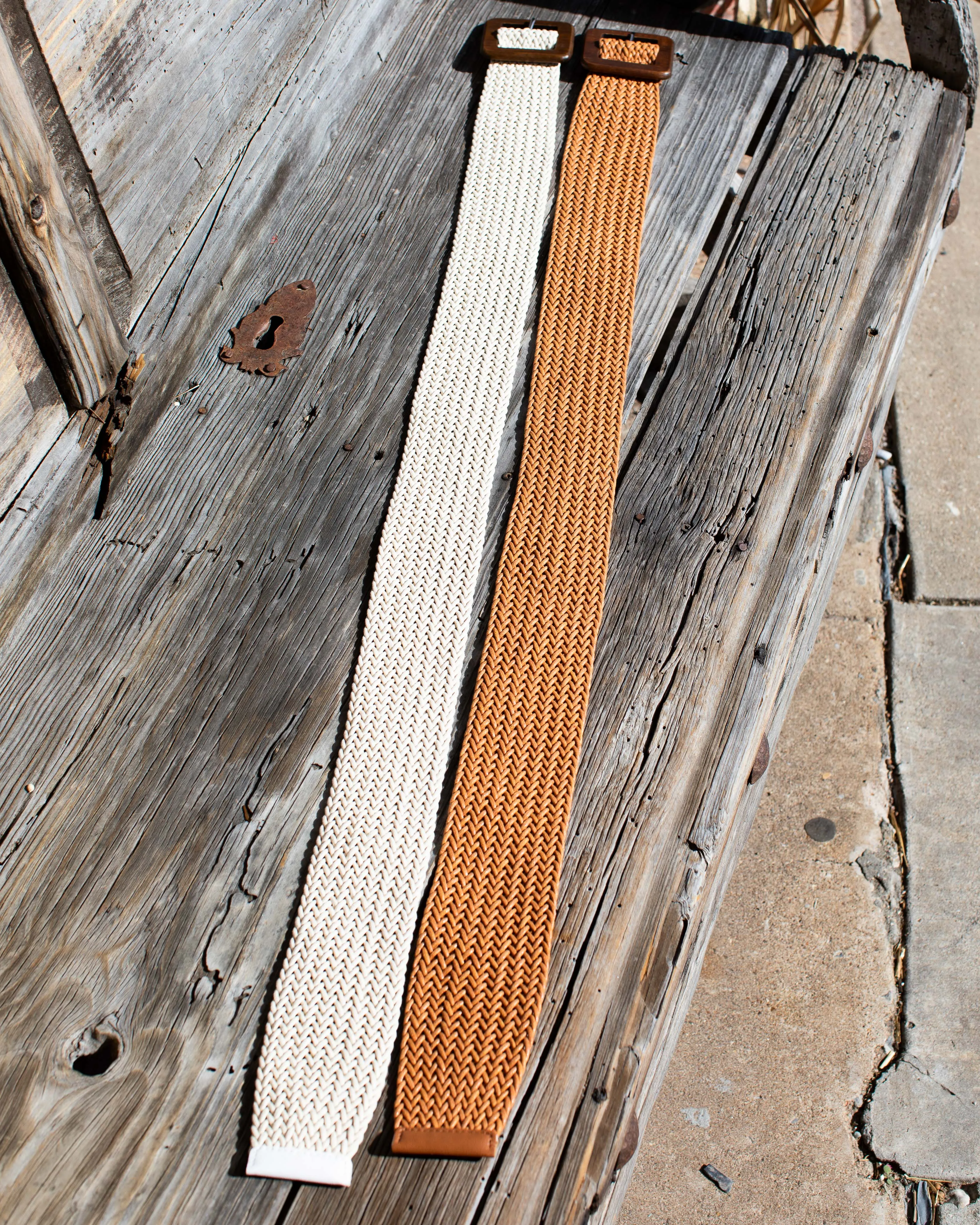 SOPHIE BRAIDED BELT WITH WOOD BUCKLE - 2 COLORS