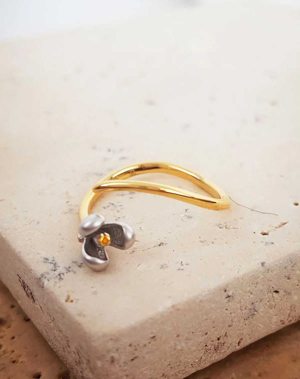 The Buttercup Ring