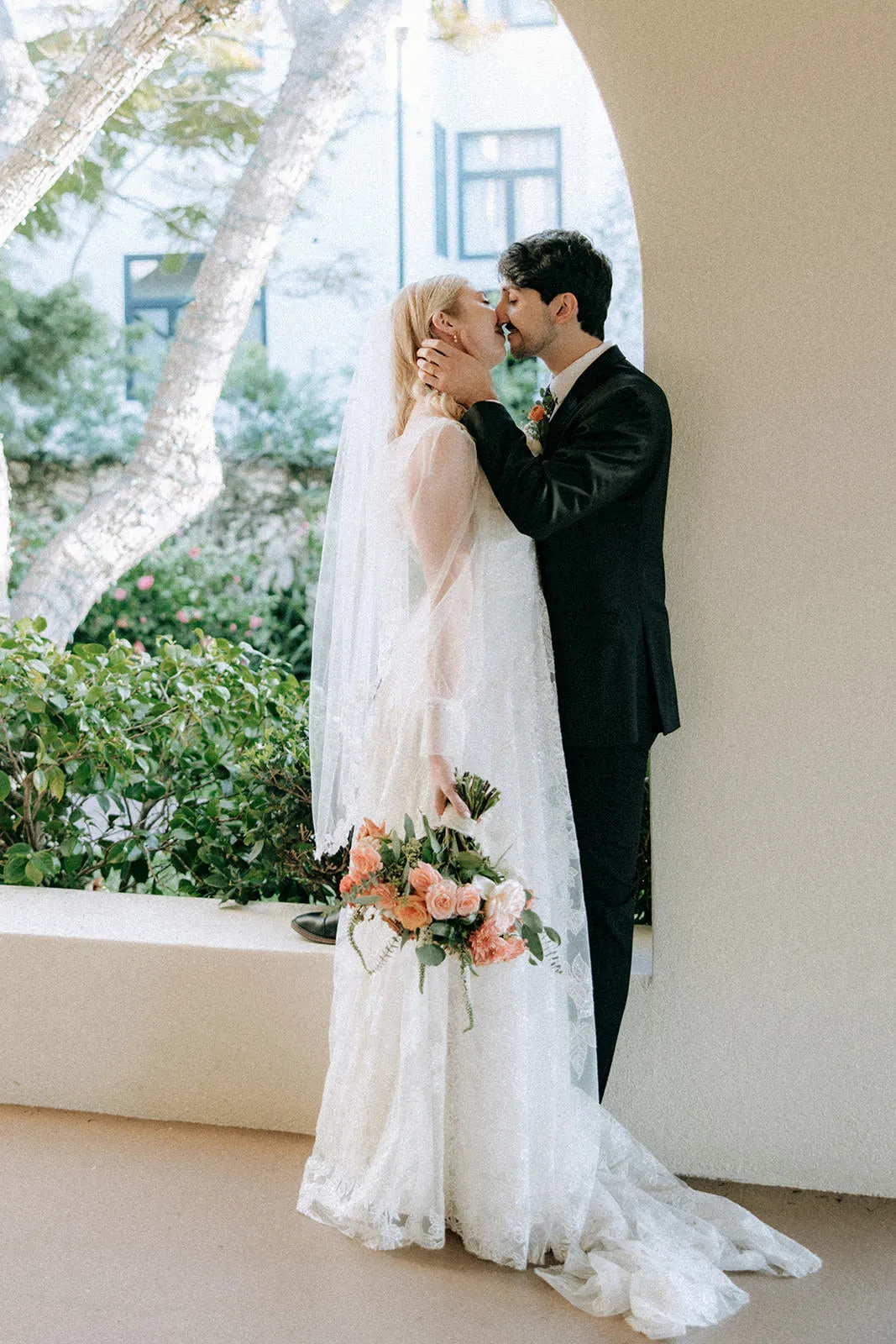 Vine & Leaf Fingertip Wedding Veil, Whimsical Bridal Veil