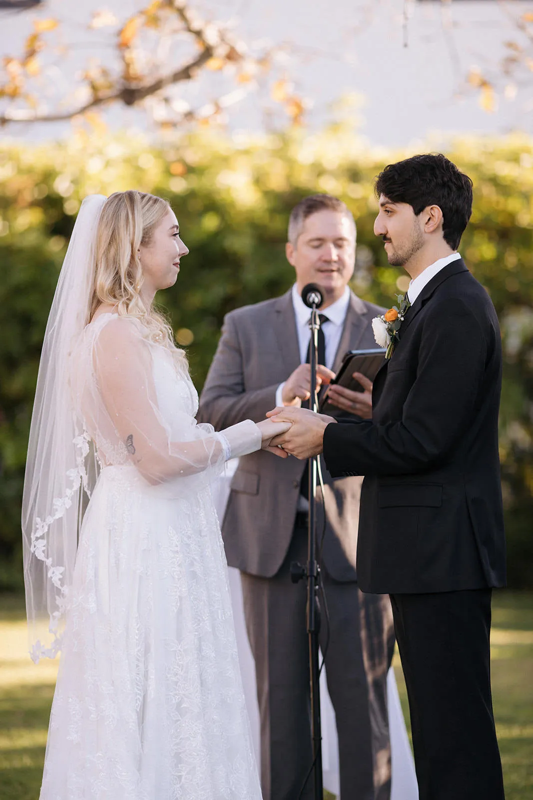 Vine & Leaf Fingertip Wedding Veil, Whimsical Bridal Veil