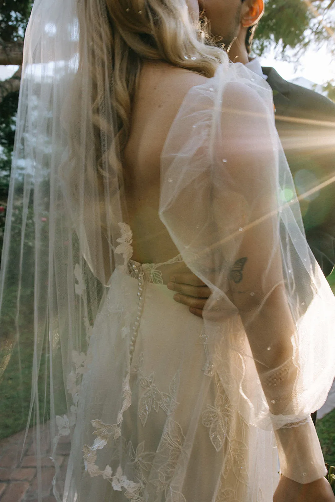 Vine & Leaf Fingertip Wedding Veil, Whimsical Bridal Veil