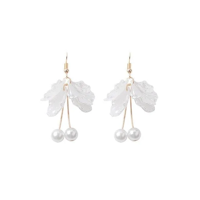 White Flower Petal Earrings, Wedding Pearl Dangle Tassel Earrings, Bridal or Bridesmaid Floral Pearl Earrings