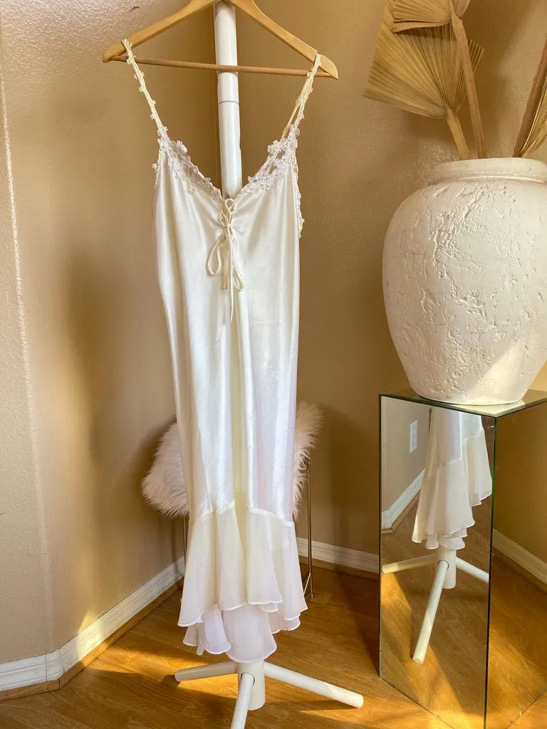 White Iris Slip